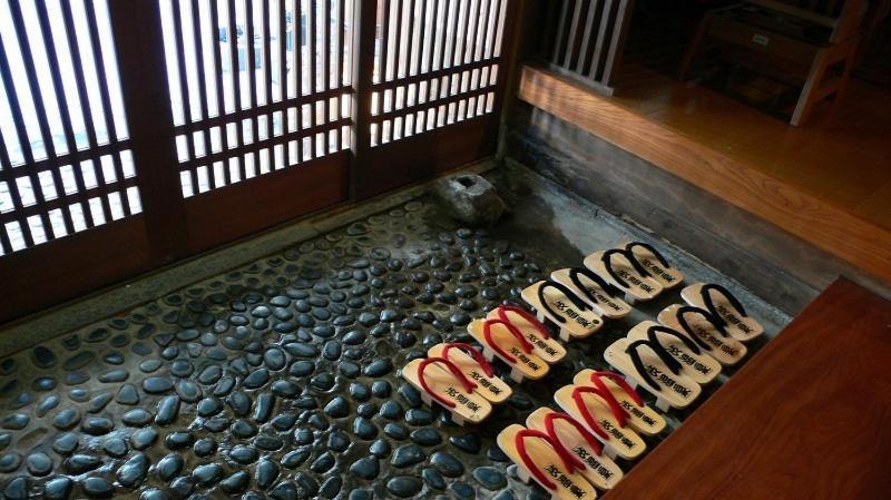 Hotel Onyado Hishiya Torazo Yamanouchi  Zewnętrze zdjęcie